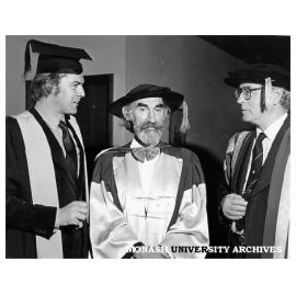 Honorary Doctor of Laws Joseph Brown with Professor Patrick McCaughey (left) and Chancellor Sir Richard Eggleston (right)