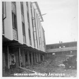 Deakin Hall under construction, 16 January 1962