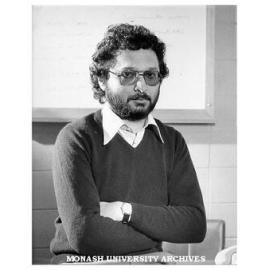 Visiting special lecturer in Politics Mr R. A. Maidment