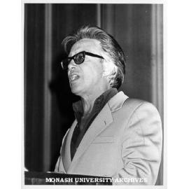 Former Premier of South Australia Mr Don Dunstan delivering Oscar Mendelsohn Lecture