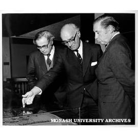 Vice-Chancellor Dr Louis Matheson (centre) and Chancellor Sir Richard Eggleston (left) with Premier Mr Rupert Hamer