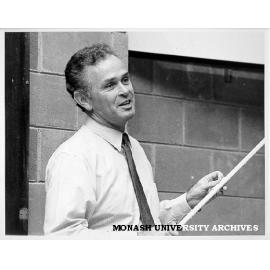 Dr John Simmons, Reader in Mechanical Engineering at University of Queensland