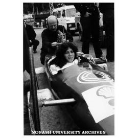 Darren Gellie and driver Lisa Aarons with Chisholm 80