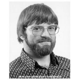 Senior lecturer in Chemistry and Biology Dr Ron Beckett