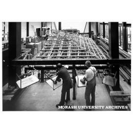 Roof frame testing in Engineering Research and Advisory Centre