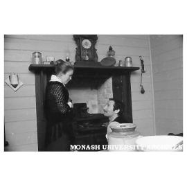 Cindy Wright and James Wright in 'The Daughter-In-Law' as Minnie Gascoigne and Luther Gascoigne