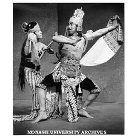 Scene from 'The Ramayana in Java'. Cathy Mardisiswojo (left) as Sinta and Hari Sulistyono as Rahwana