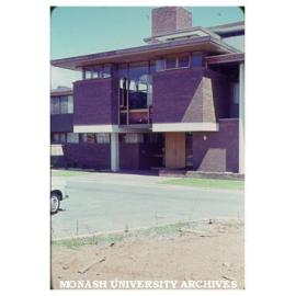 Deakin Hall, front entrance