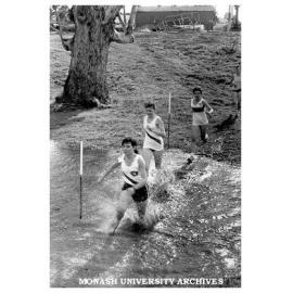 Intervarsity triathlon at Monash University