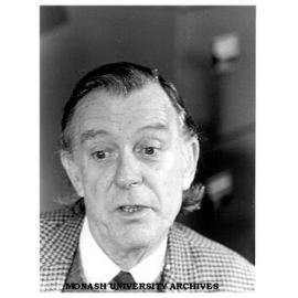 Sydney Conabere as Jim in 'Flexitime'