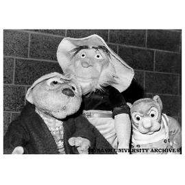 Cast of 'The Magic Pudding' by the Marionette Theatre of Australia