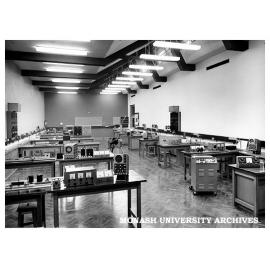 Third year Physics teaching laboratory