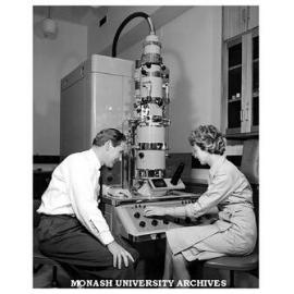 Electron microscope room