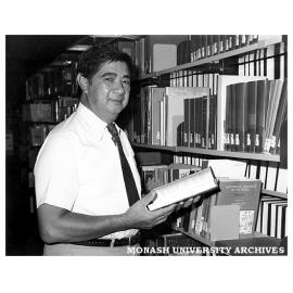 GIAE librarian Sir John Soon-Chung Yocklunn