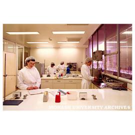 Pharmacy students in sterile dispensing class