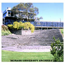 Gippsland campus Building 1N viewed from amphitheatre