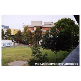 Caulfield campus central common with A-block in background