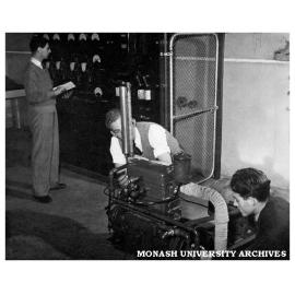 Mechanical Engineering students at Caulfield Technical School.