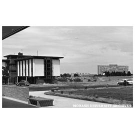 Deakin Hall with Robert Menzies School of Humanities and Main Library in background