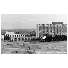 Robert Menzies School of Humanities (right), Administration building and Main library