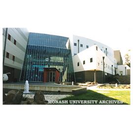 Monash International entrance, Monash College Clayton campus