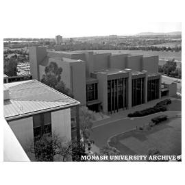 Robert Blackwood Hall