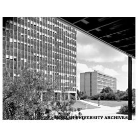 Menzies building with Physiology building at right