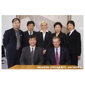 Visiting delegation from Shanghai Jiao Tong University with Deputy Vice-Chancellor Stephanie Fay (centre, back) and Vice-Chancellor Professor Richard Larkins