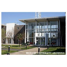 Entrance to Multi-discipline Building (902)
