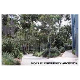 Grounds of Peninsula campus