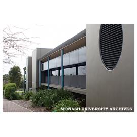 Outside building 1E, Gippsland campus