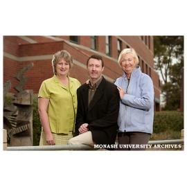 Mrs Jill Flack (left)winner of the inaugural Jeff Northfield Memorial Award for Excellence in Teacher Research with Professor John Loughran and Mrs Joan Northfield.