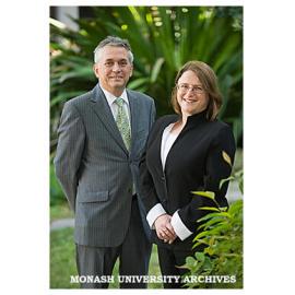 Guest speaker at the 'Monash Transition Roundtable 2008' Professor Sally Kift from the Queensland University of Technology, with Professor Rob Willis