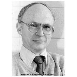 Visiting Professor Richard Bird