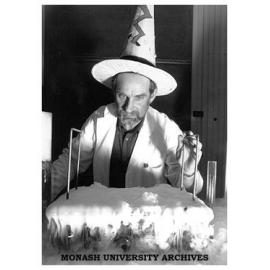 Doug Rash of the Department of Chemistry at Chemical Magic Show, Open Day