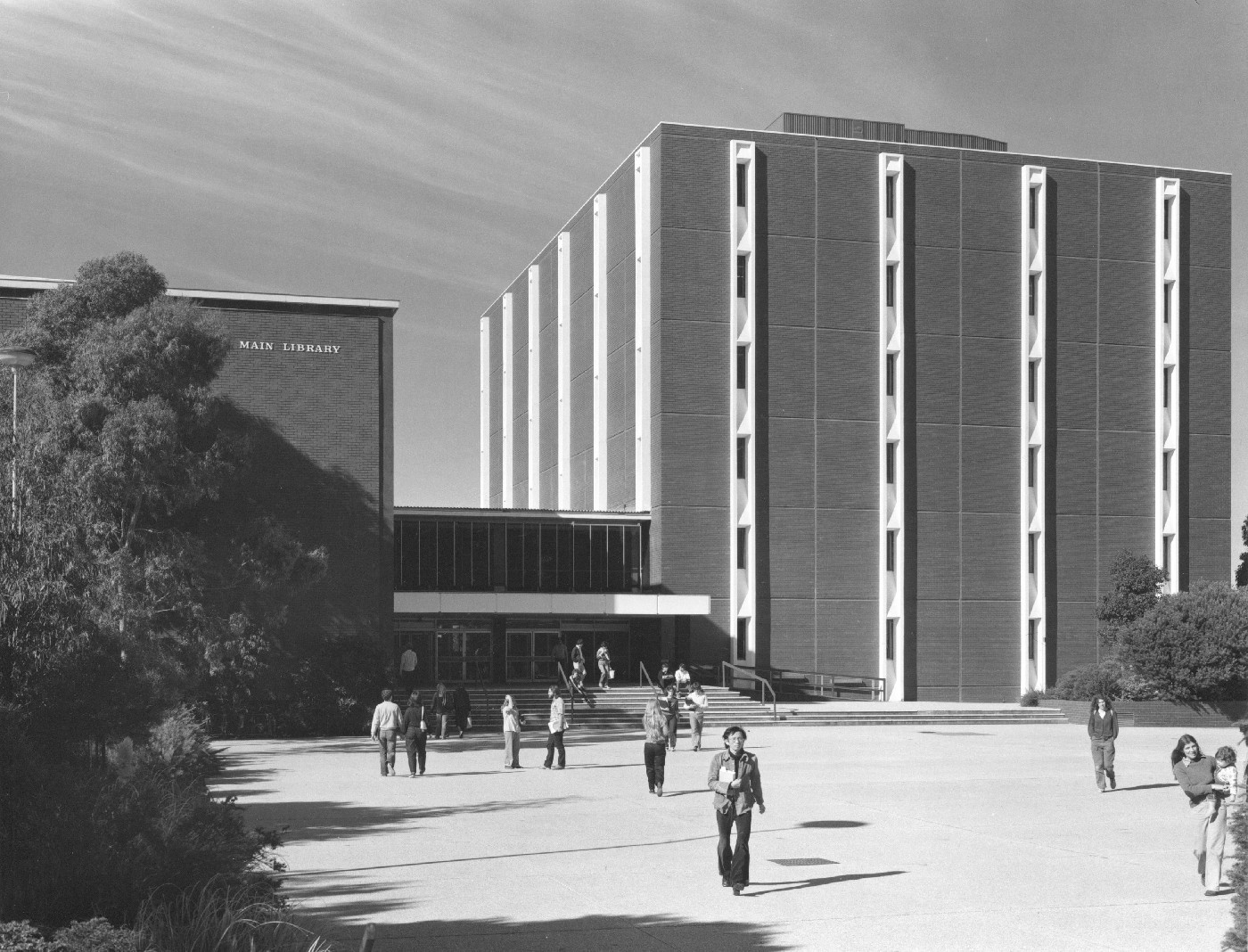 Sir Louis Matheson Library